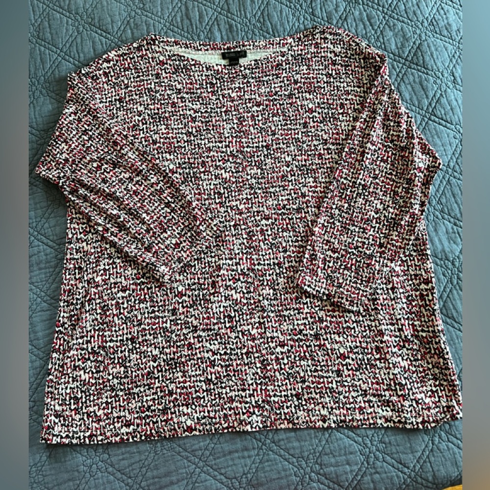 J. Jill Wearever Collection 3/4 Sleeve Top. Relaxed fit. Size Large.